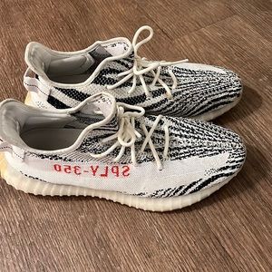 adidas Yeezy Boost 350 V2 Zebra 2017